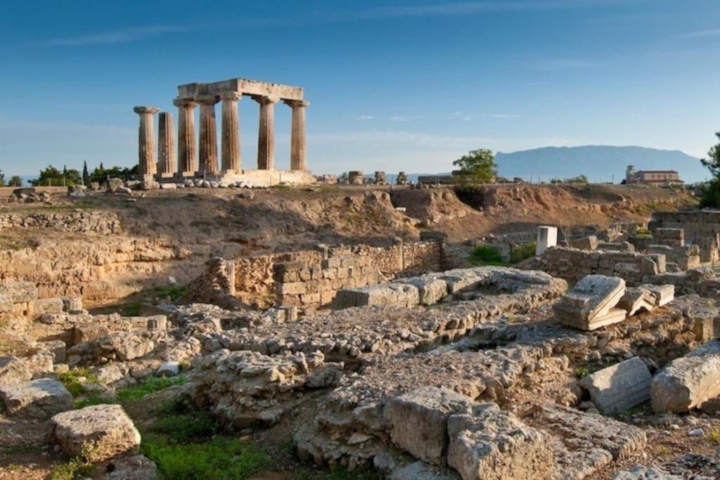 Stone Suite In The Center Of Corinth Bagian luar foto